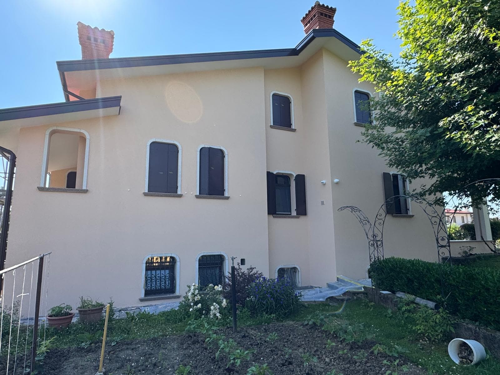 Copertura e rifinitura villa