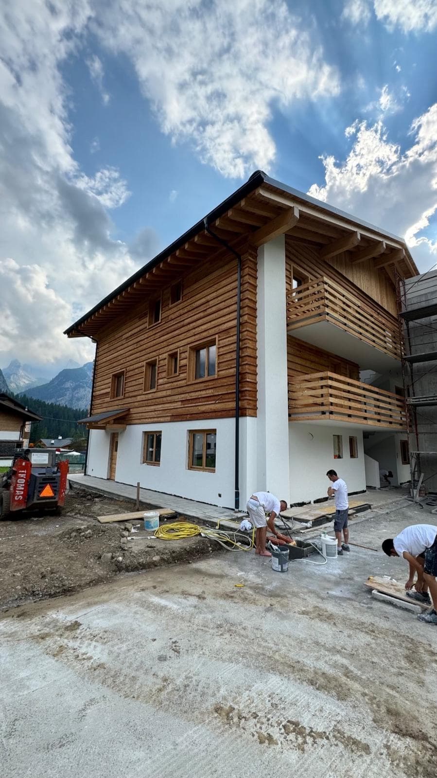 Residenza in legno e finiture esterne