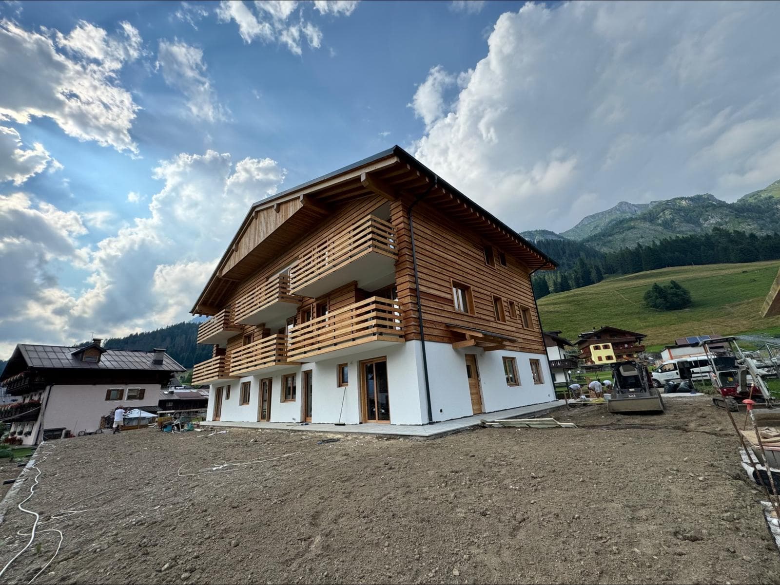 Residenza in legno e finiture esterne