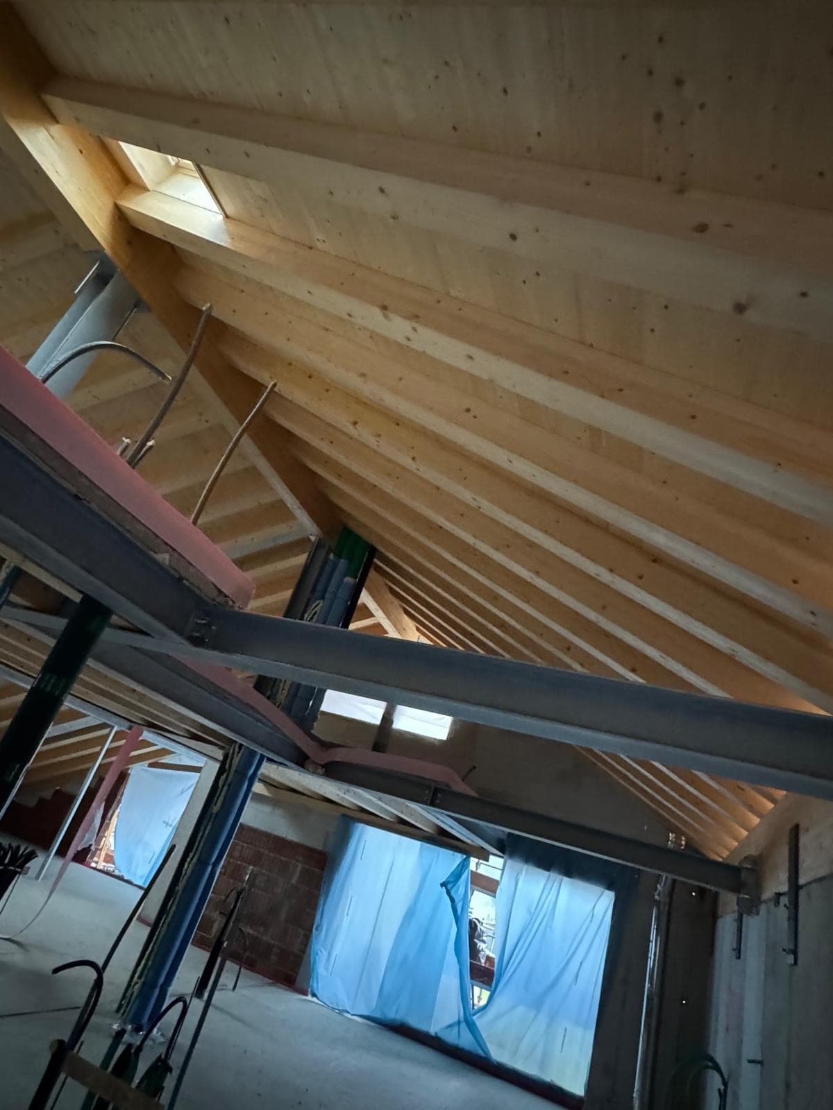Costruzione tetto in legno